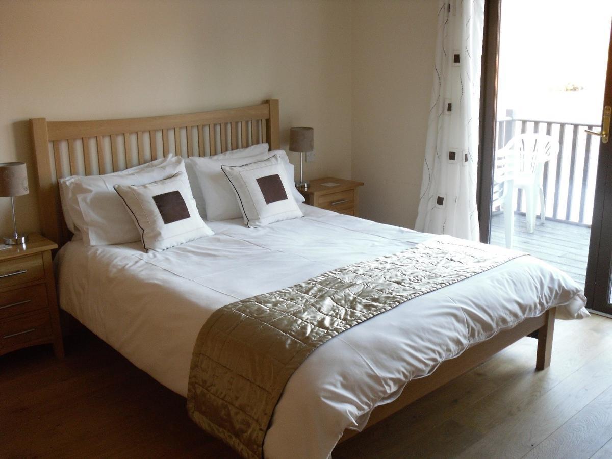 Lodge 9 Glengoulandie Lodges Aberfeldy Bagian luar foto